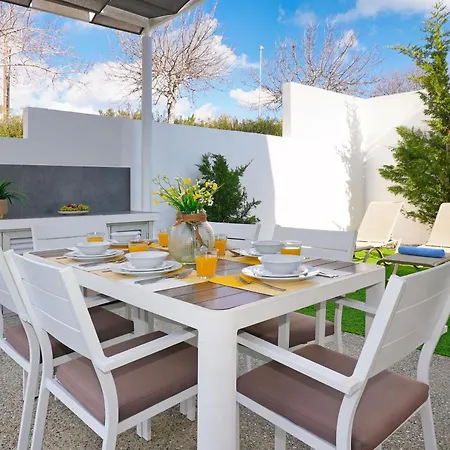 Catalina Villa *