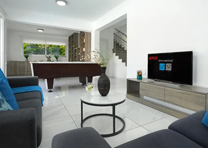 Catalina Vila Ayia Napa